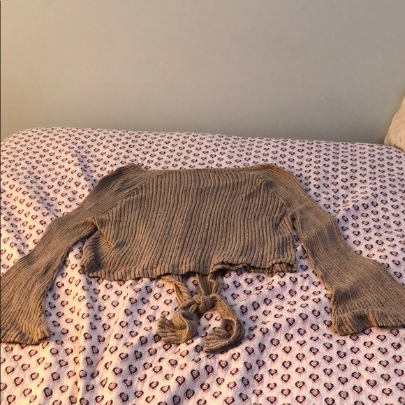 Altarid State Sweater - Picture 4 of 4